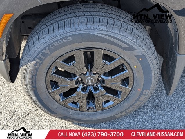 2024 Nissan Frontier SV