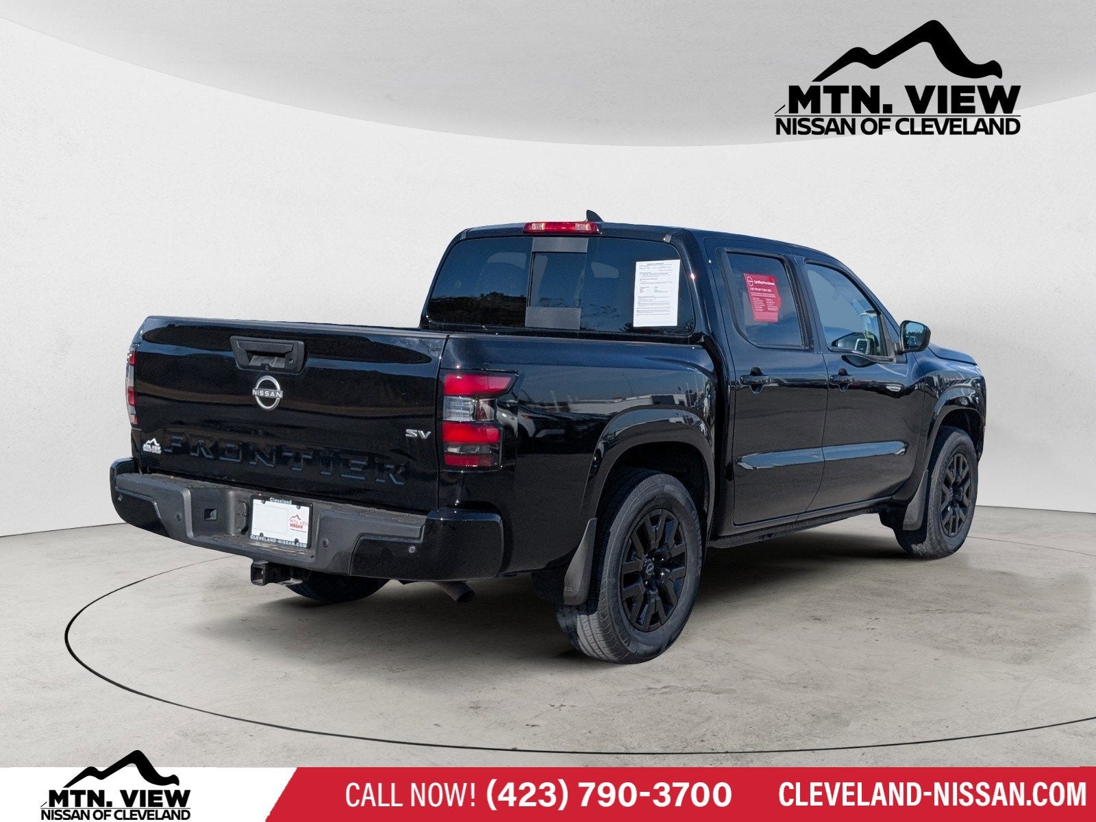 2024 Nissan Frontier SV