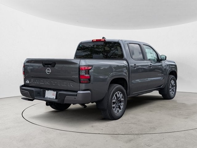 2027 Nissan Frontier SV
