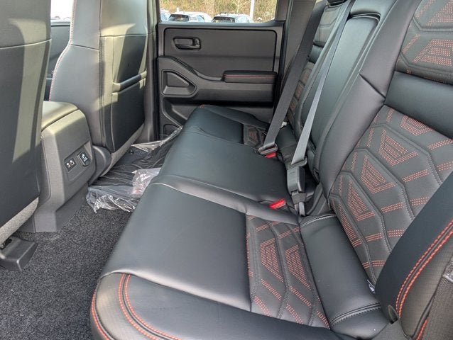 2026 Nissan Frontier PRO-4X w/R Package