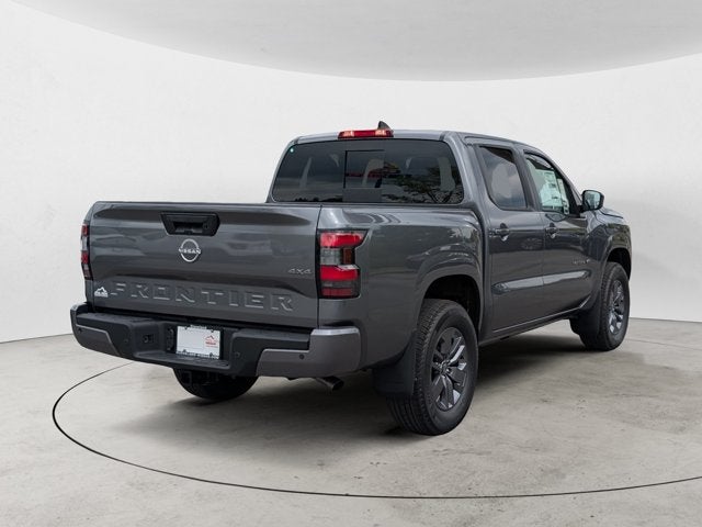 2027 Nissan Frontier SV