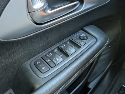 2020 Chrysler Pacifica Hybrid Limited