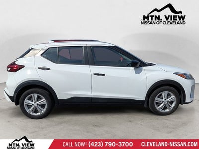 2023 Nissan Kicks S