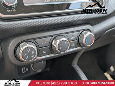 2025 Nissan Kicks Play S