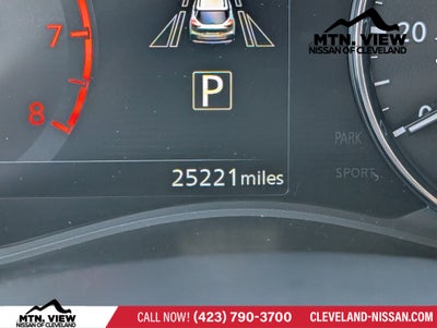 2024 Nissan Kicks SR