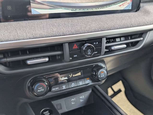 2027 Nissan Kicks SV