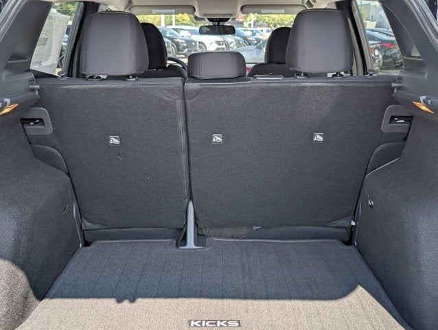 2027 Nissan Kicks SV