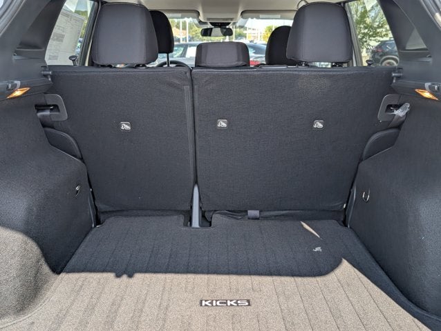 2027 Nissan Kicks SV