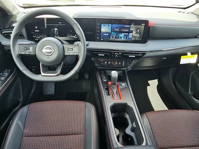 2025 Nissan Kicks SR