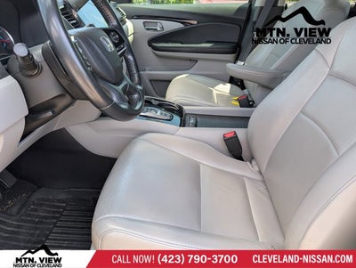 2019 Honda Pilot Touring 8-Passenger
