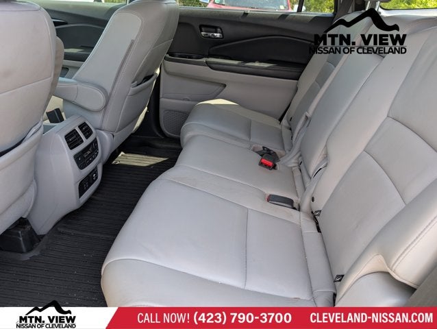 2019 Honda Pilot Touring 8-Passenger