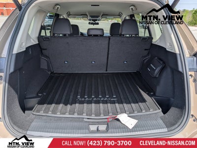 2025 Nissan Rogue Rock Creek