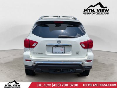 2019 Nissan Pathfinder SL