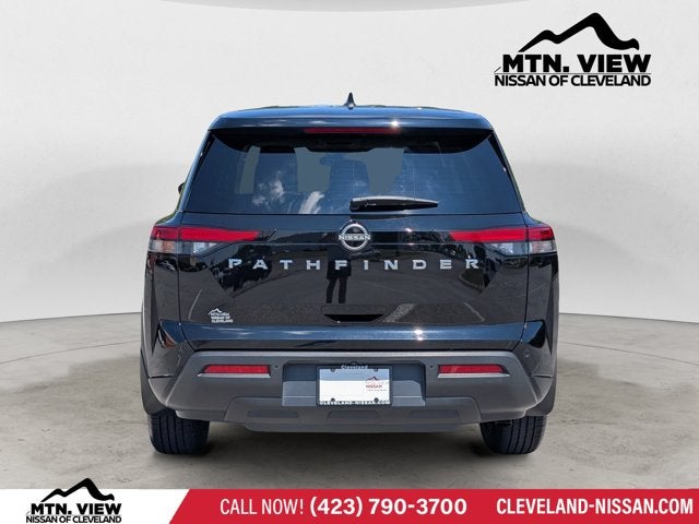 2023 Nissan Pathfinder S