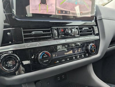 2026 Nissan Pathfinder SV