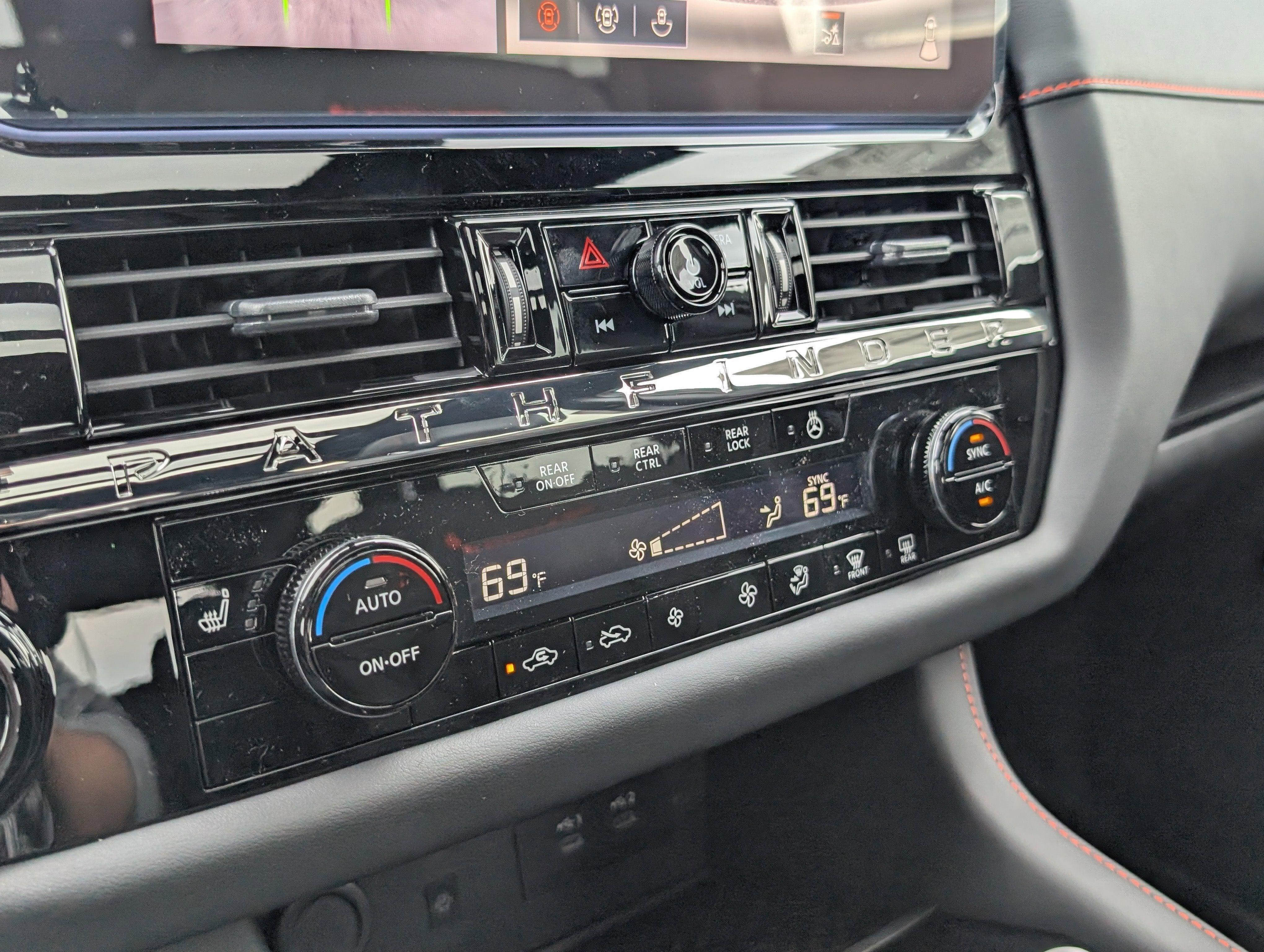 2026 Nissan Pathfinder Rock Creek