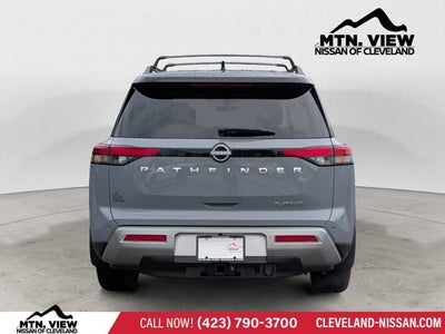 2025 Nissan Pathfinder Platinum