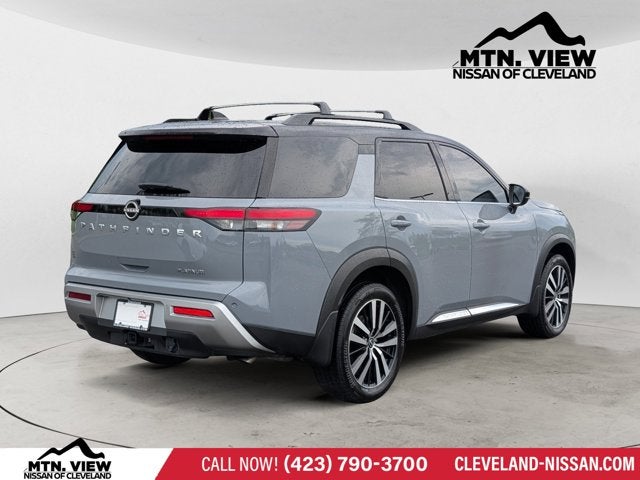 2025 Nissan Pathfinder Platinum