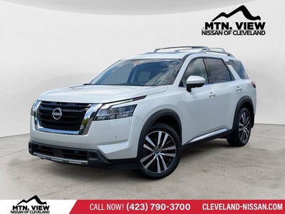 2024 Nissan Pathfinder Platinum