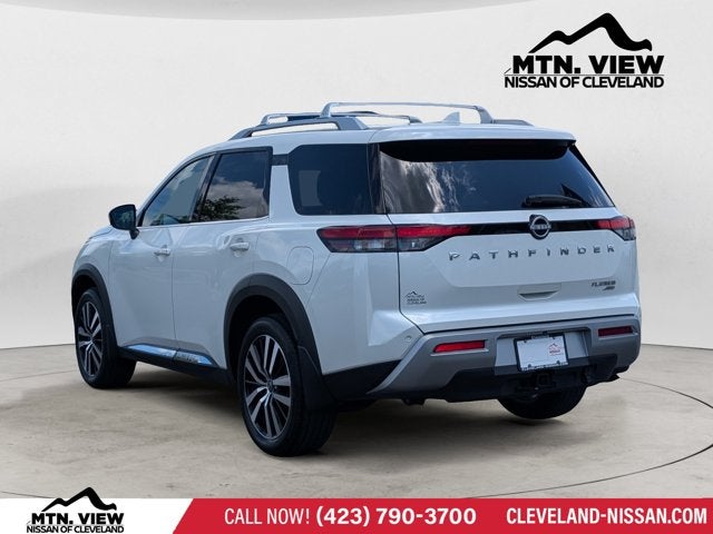 2024 Nissan Pathfinder Platinum