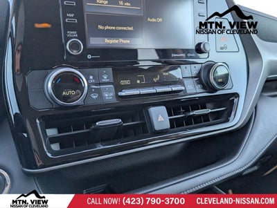 2022 Toyota Highlander LE