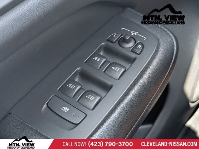 2024 Volvo S60 Core Dark Theme