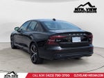 2024 Volvo S60 Core Dark Theme