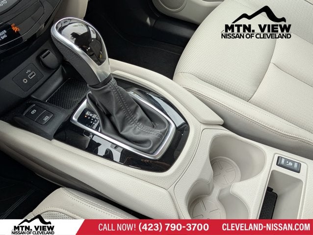 2022 Nissan Rogue Sport SL