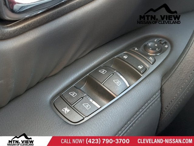 2024 Nissan Armada SV