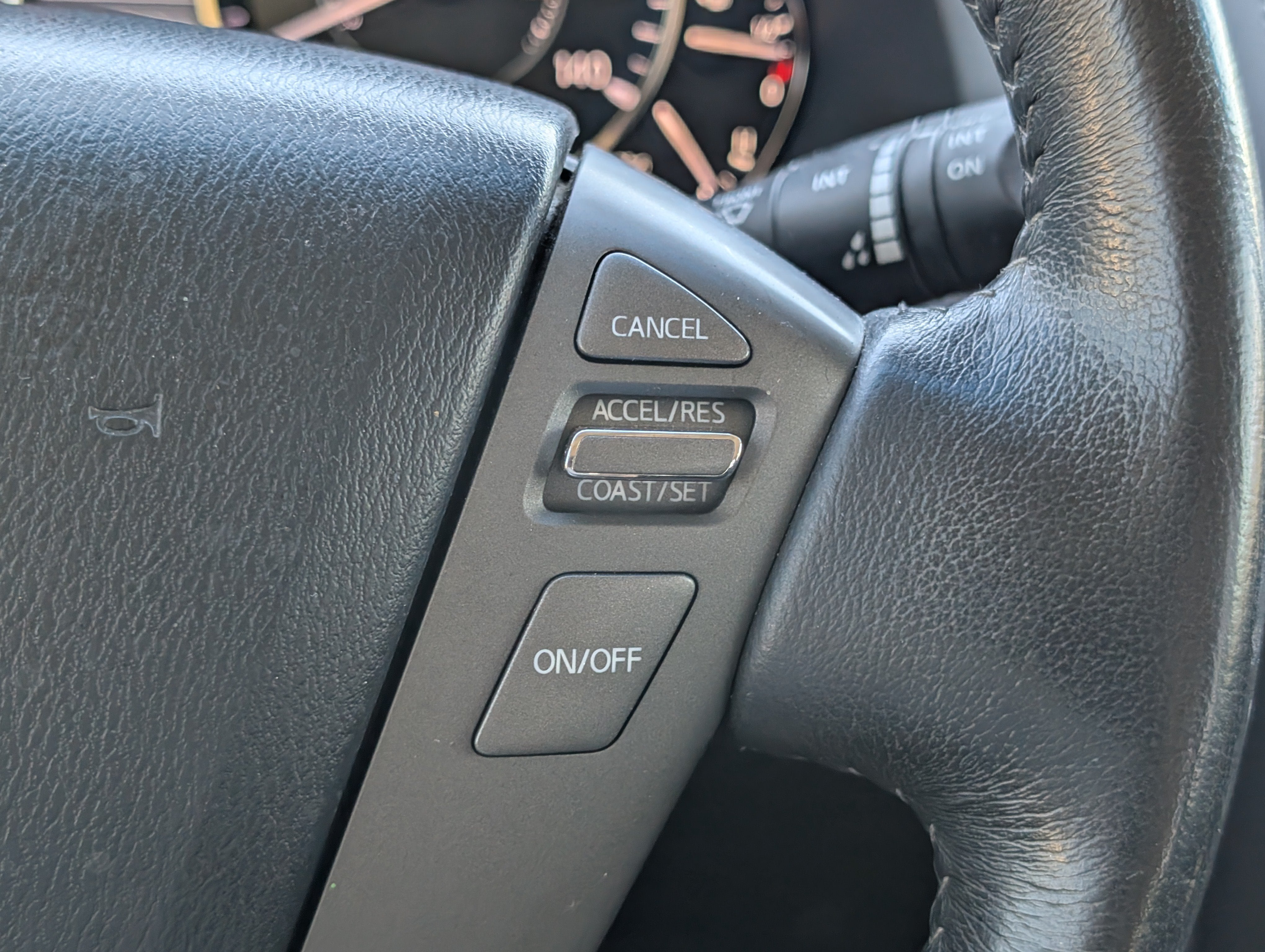 2017 Nissan Armada SV