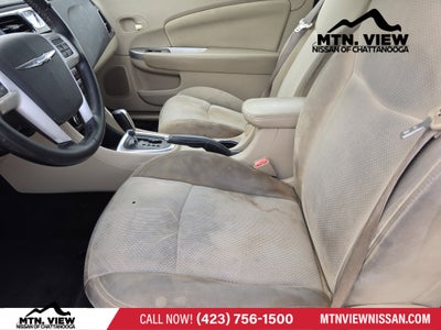 2012 Chrysler 200 Touring