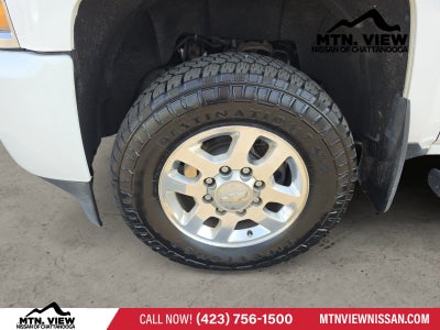 2015 Chevrolet Silverado 3500HD Built After Aug 14 High Country