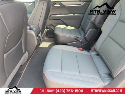 2025 GMC Acadia AWD AT4