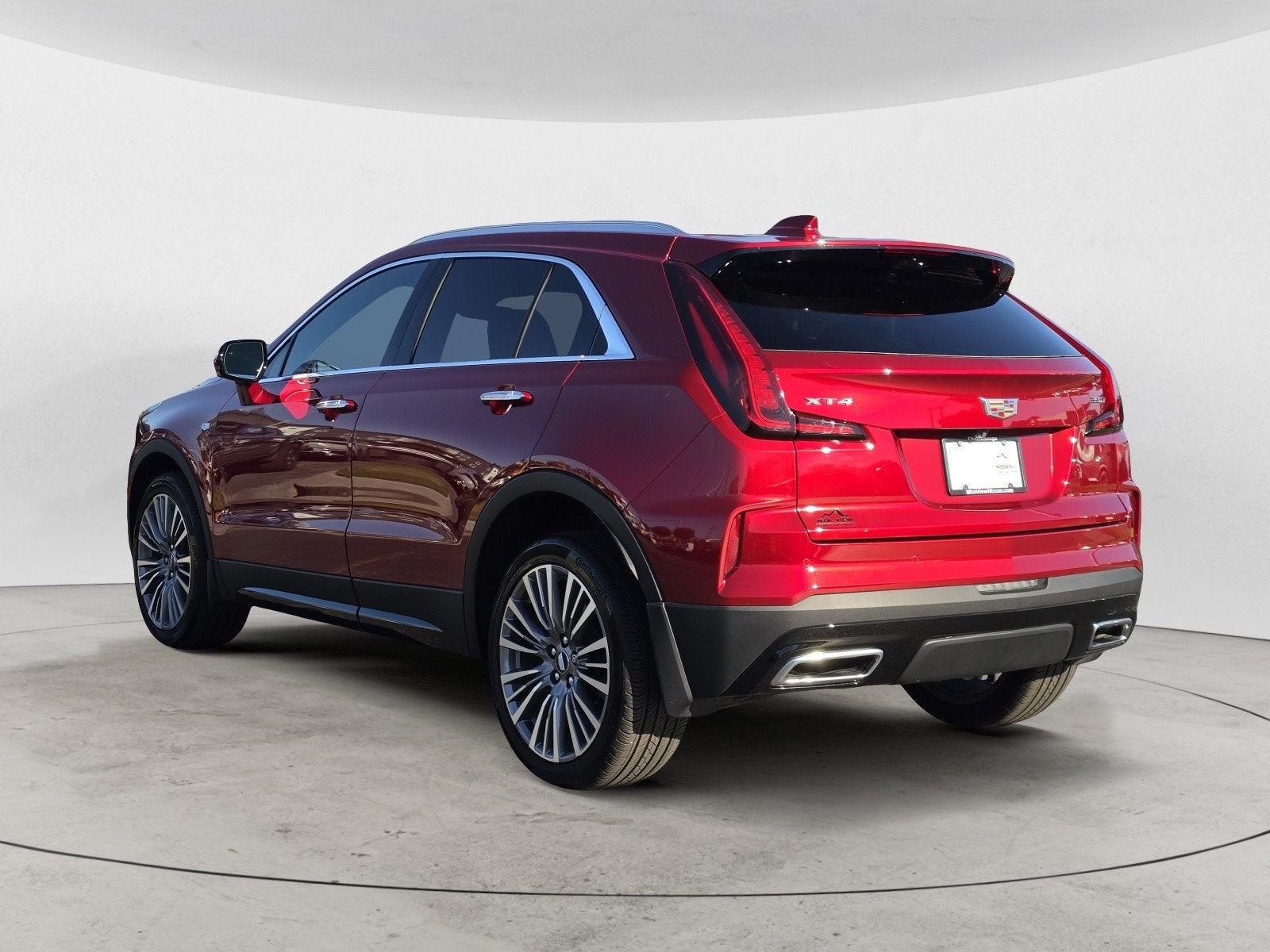 2024 Cadillac XT4 FWD Premium Luxury