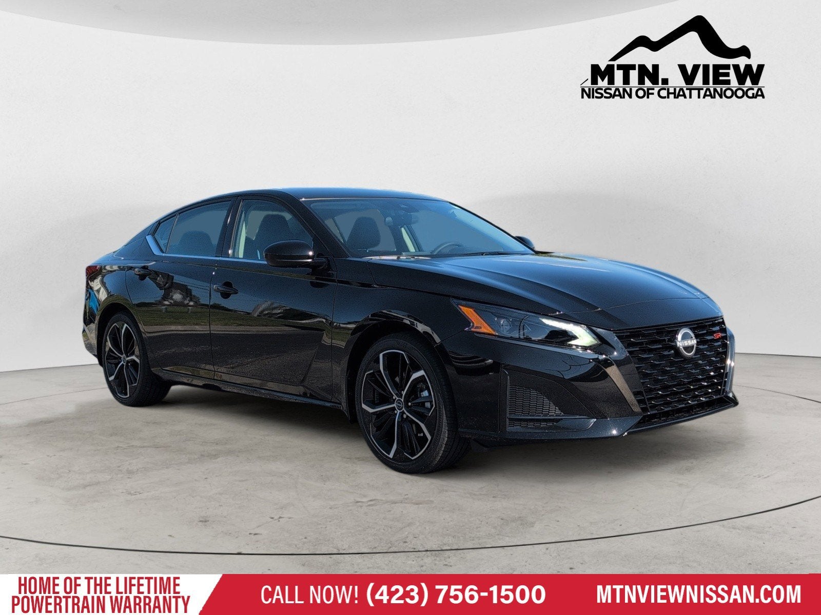 2025 Nissan Altima SR