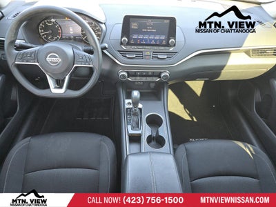 2022 Nissan Altima 2.5 SV