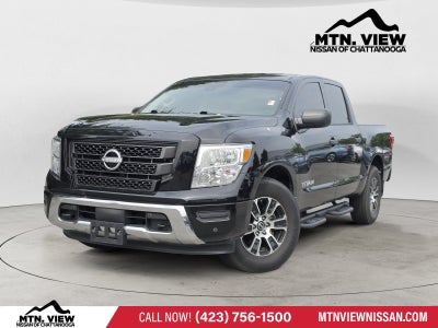 2023 Nissan Titan SV