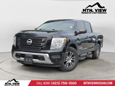 2023 Nissan Titan SV