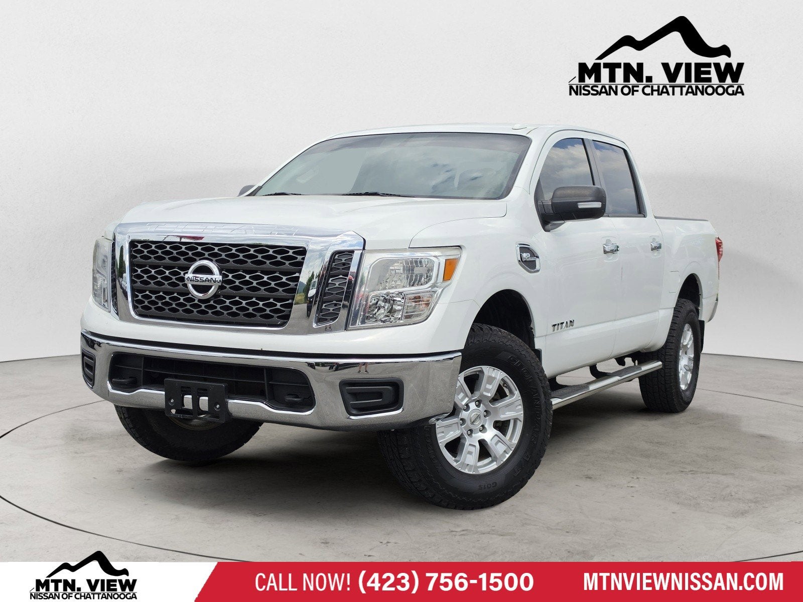 2017 Nissan Titan SV