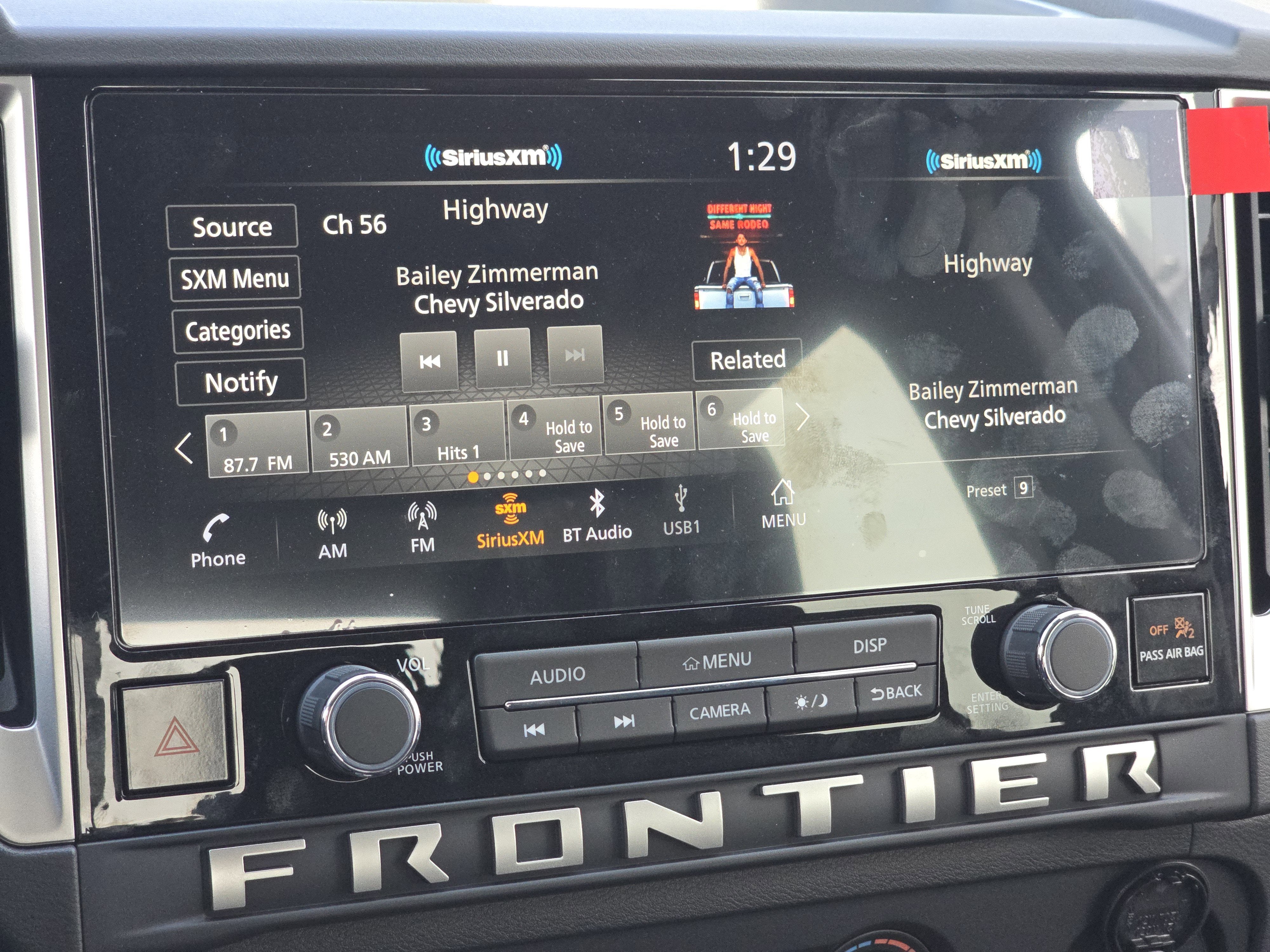 2026 Nissan Frontier SV