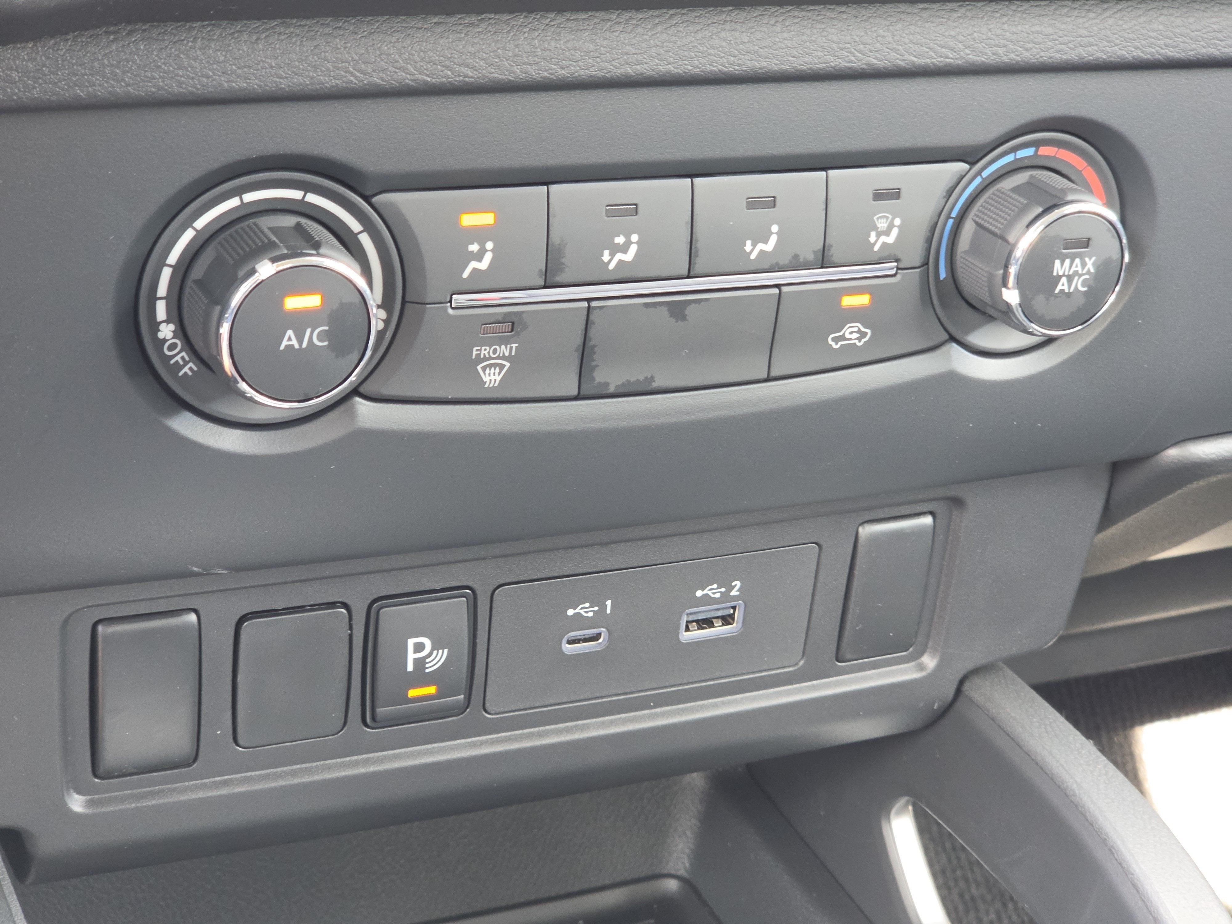 2027 Nissan Frontier SV