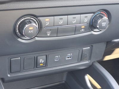 2027 Nissan Frontier SV