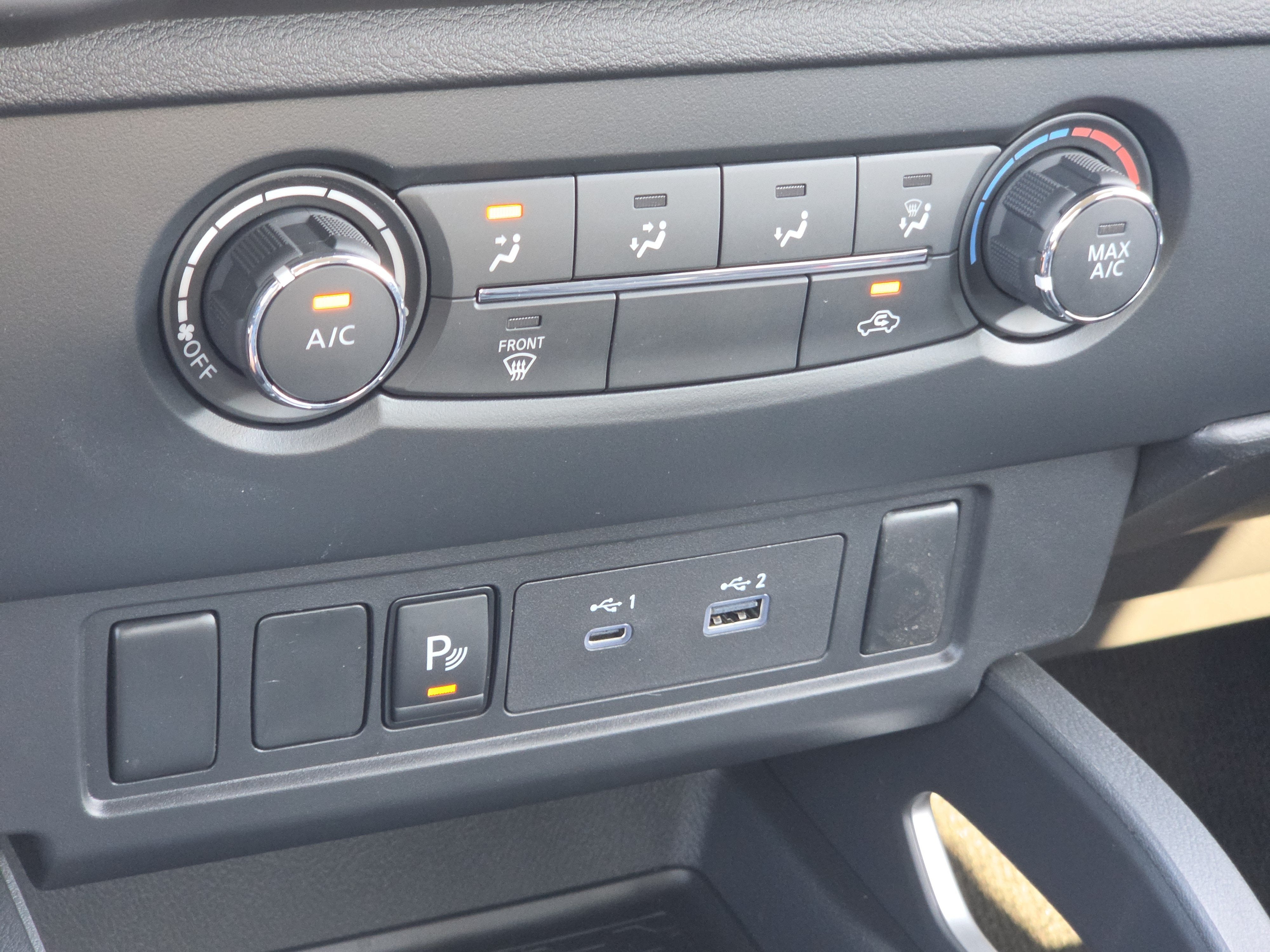 2027 Nissan Frontier SV
