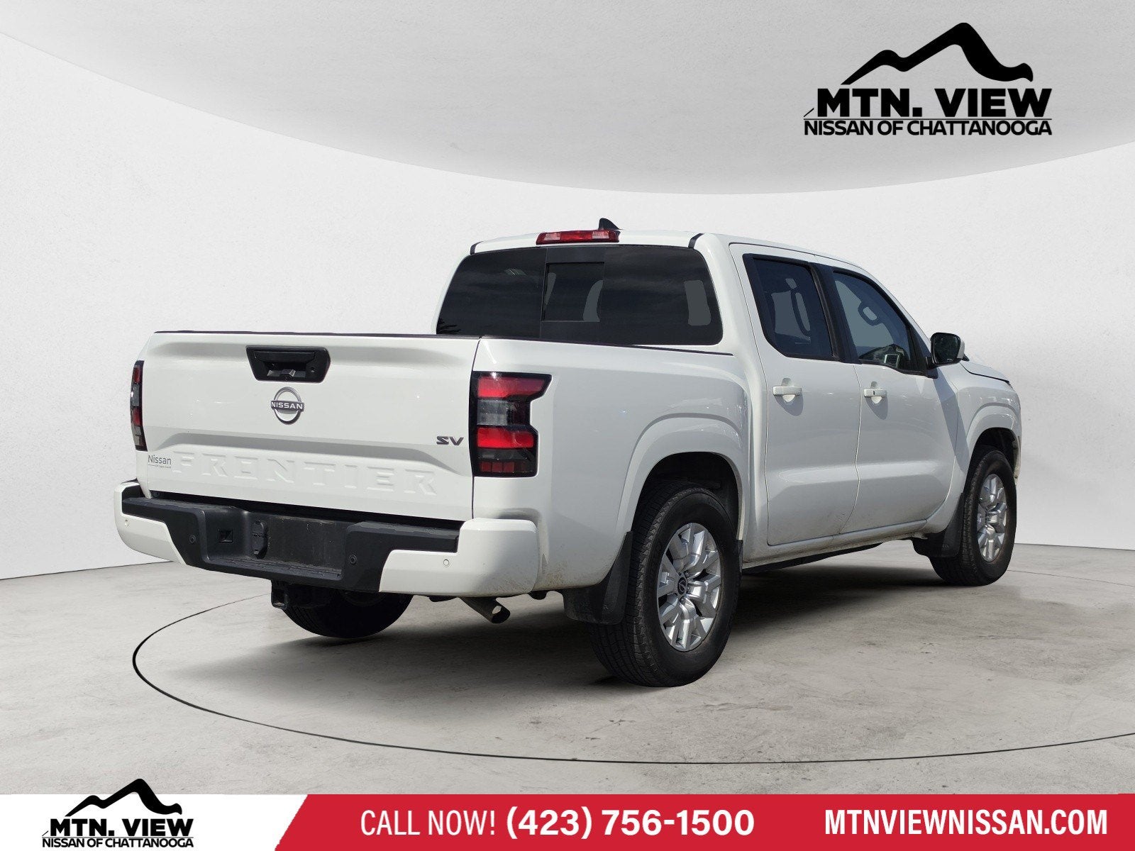 2024 Nissan Frontier SV