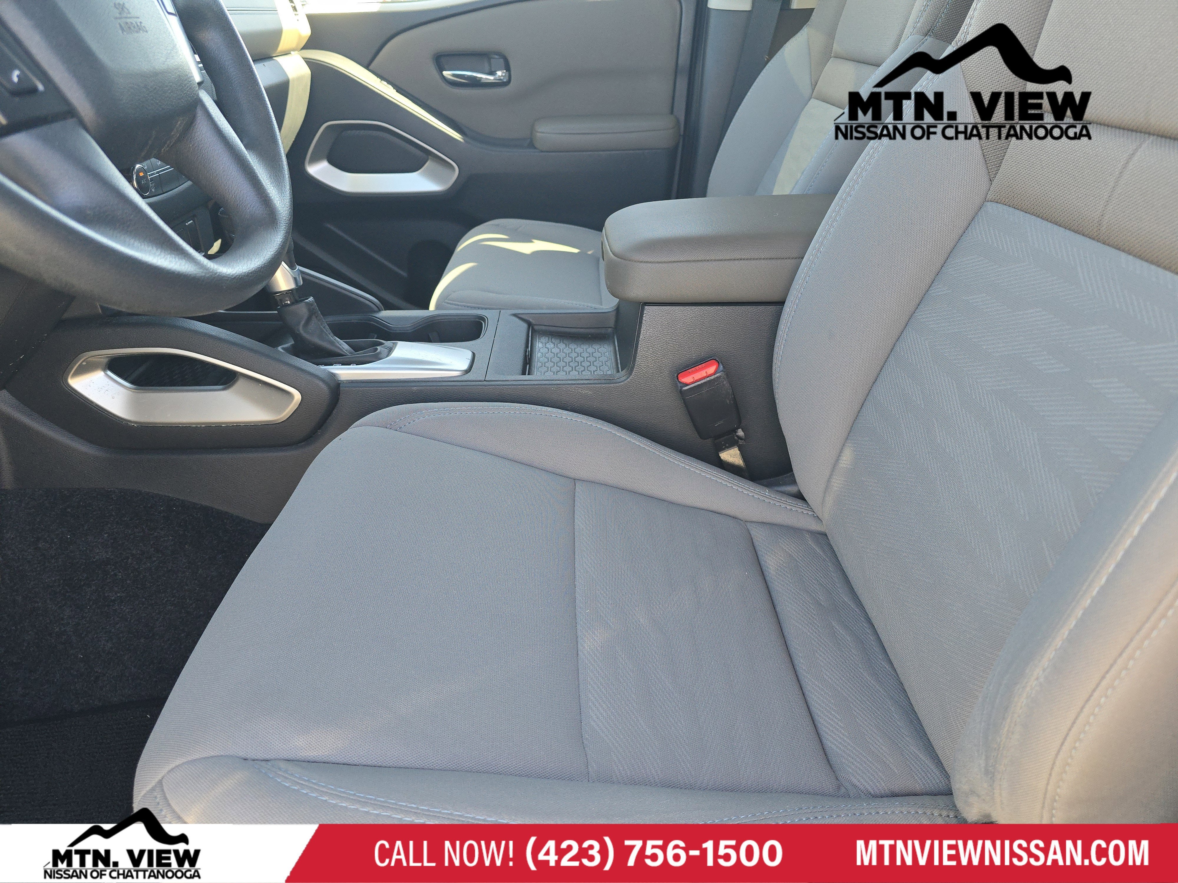 2023 Nissan Frontier SV