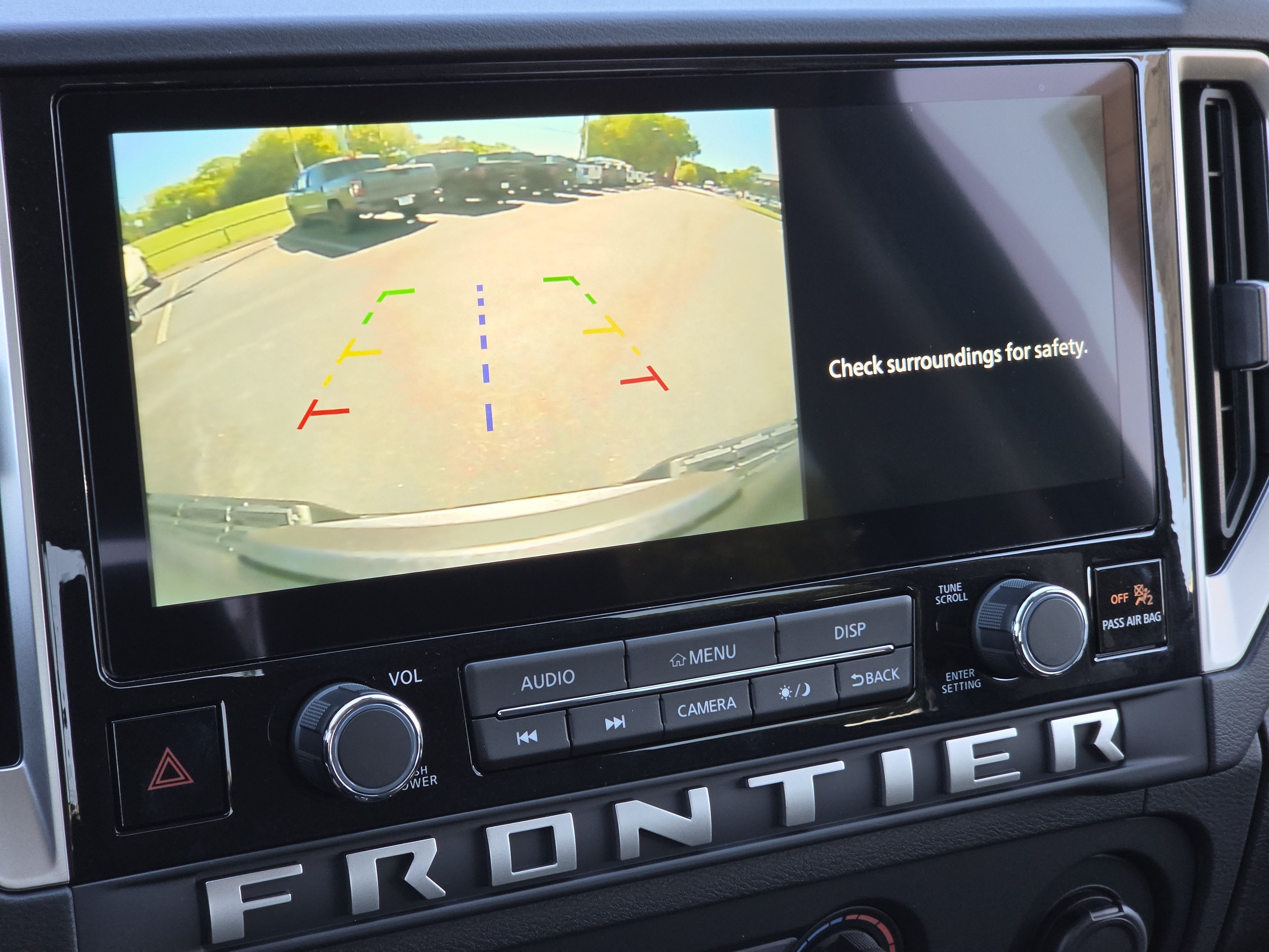 2027 Nissan Frontier SV