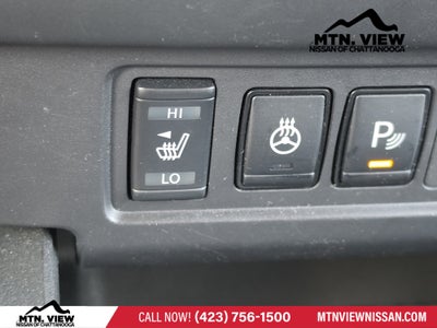 2024 Nissan Frontier SL