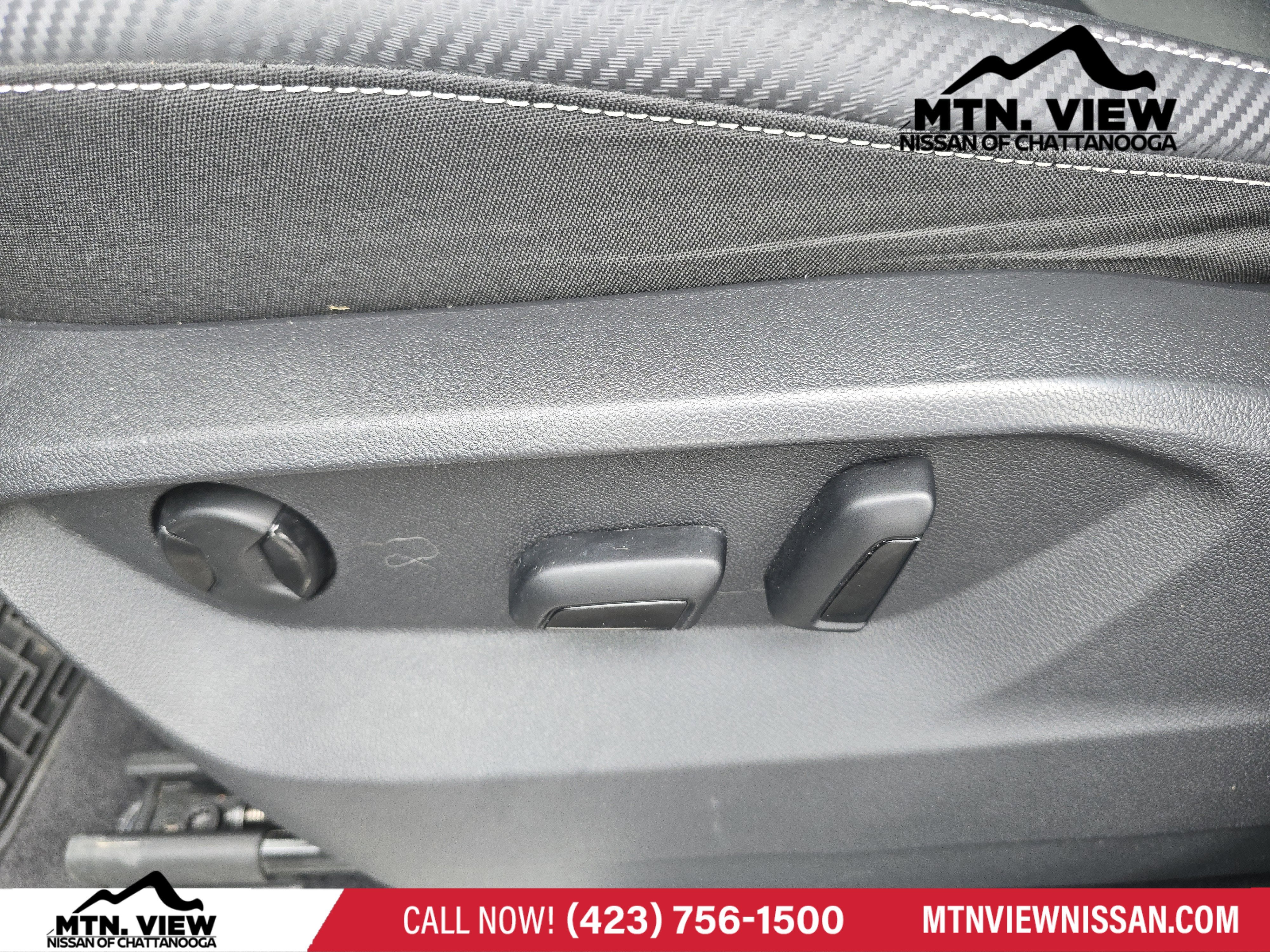 2022 Volkswagen Atlas Cross Sport 2.0T SE w/Technology