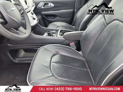 2025 Chrysler Pacifica Limited