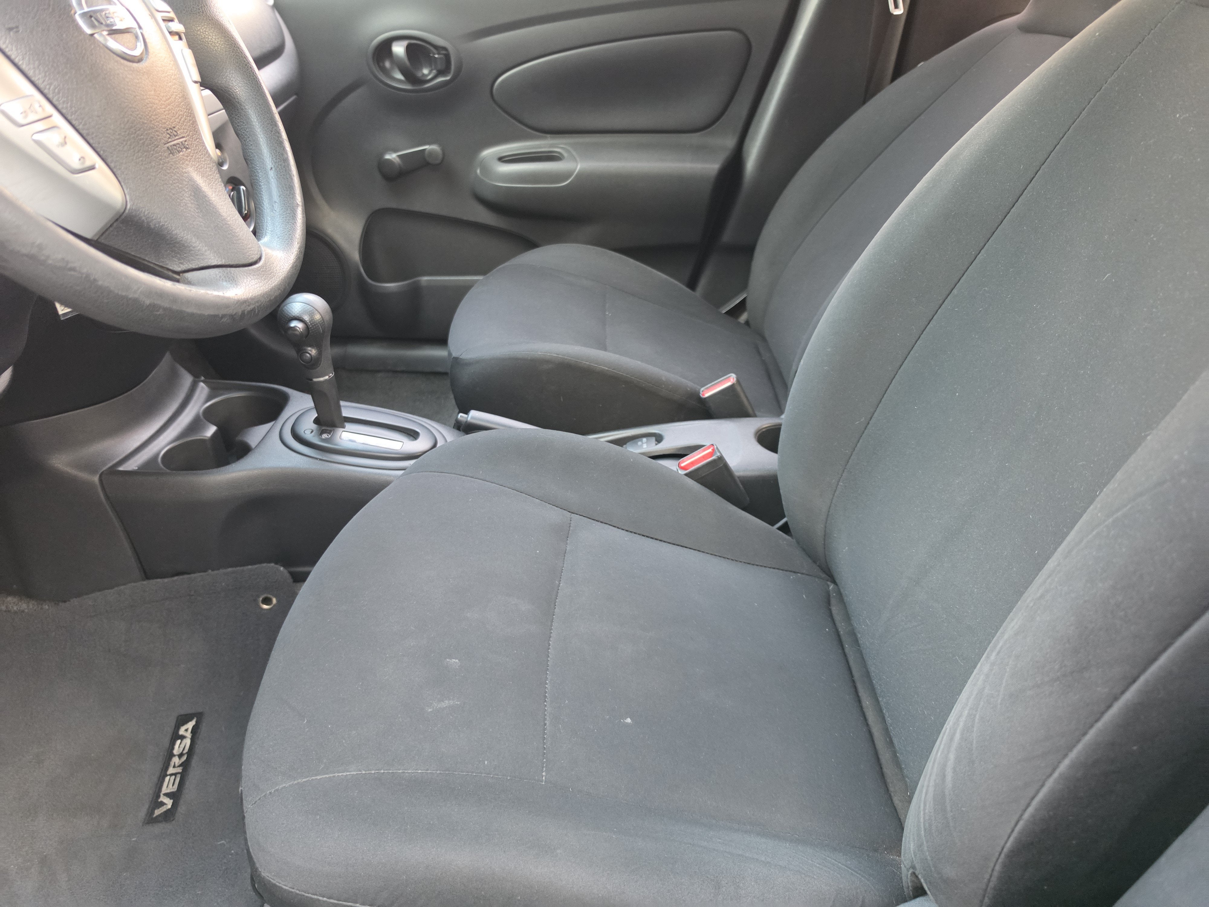 2015 Nissan Versa S Plus